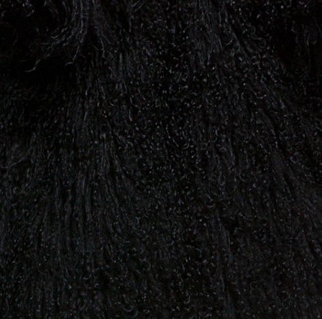  Schapenvacht van echt bont van bont Tibet lam zwart , plaid met suede achterkant,maat 160x220cm. luxe bedden,Roberto Origo Italie