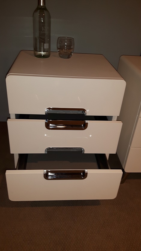 Auping ladekast wit design,3 laden retro poot opruiming
