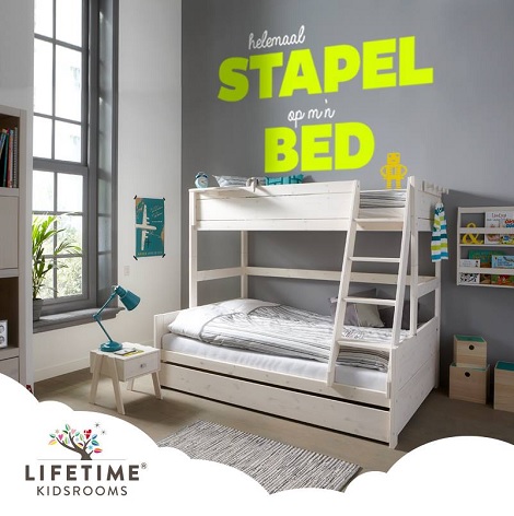 Lifetime stapelbed,laag bed : 120x200,hoog bed :90x200 cm.  Bedlade, trap, lattenbodem Kleur : white wash 