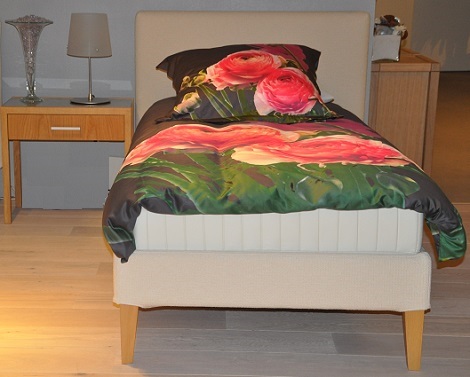 Boxspring opruiming 90x200 kopen,eenpersoonsbed, stof ecru, Schramm kwaliteit, Gala 16, afneembare stof, spiraal, matras