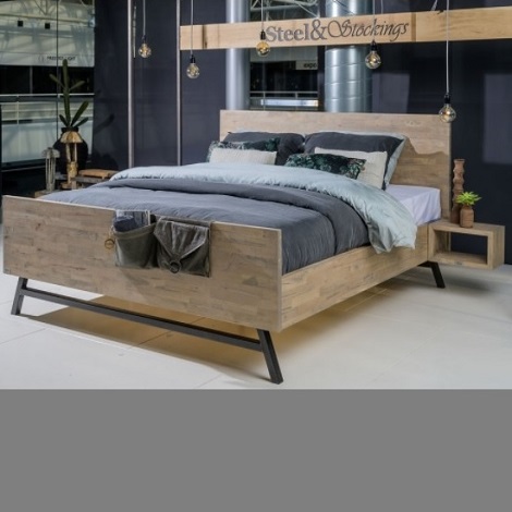 ledikant viggo hout, steel en stockings design kopen, stoer bed, staal en hout
