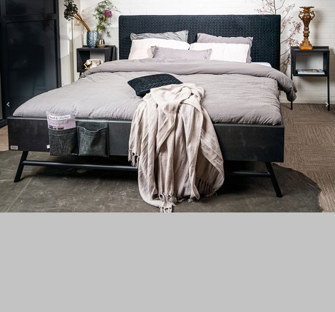 Zwart bed, staal, hout, steel en Stockings design tweepersoonsbed kopen